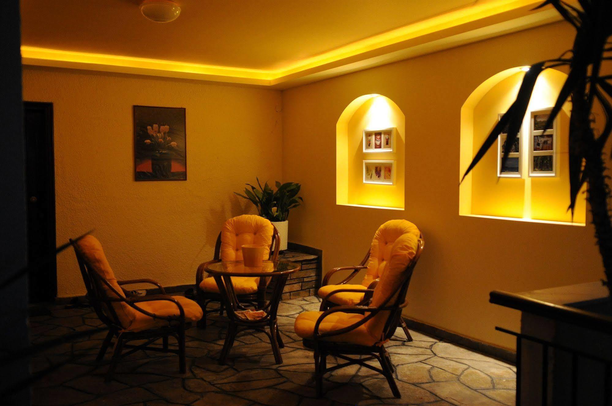 Hotel Petunia نيوس مارماراس المظهر الخارجي الصورة